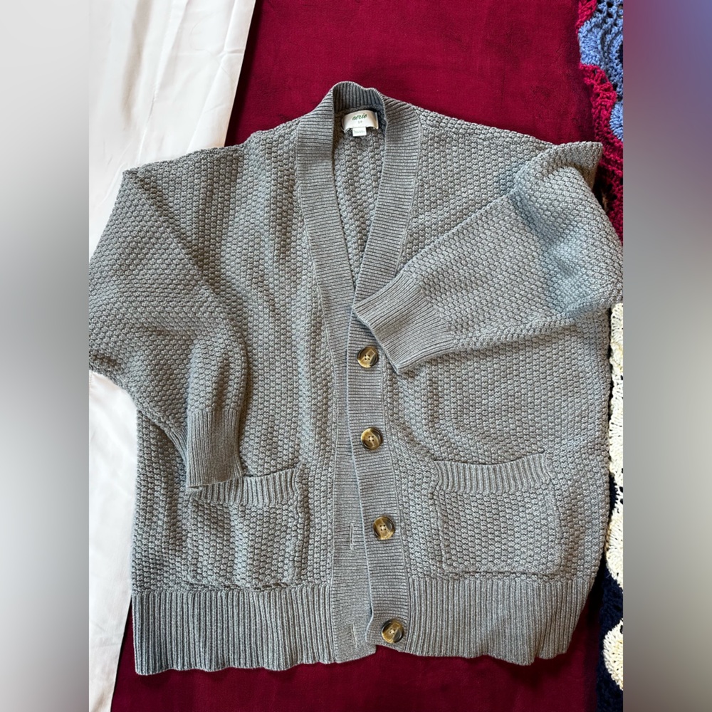 Aerie Small Oversized Gray Knit Cardigan with Button Details